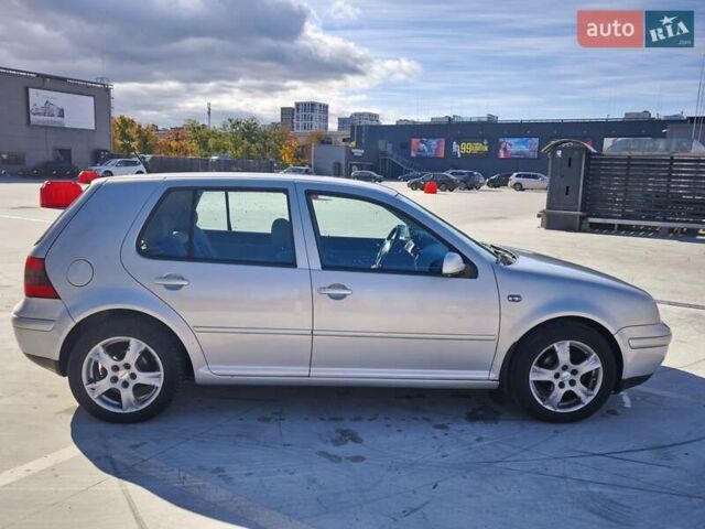 Сірий Фольксваген Гольф, об'ємом двигуна 1.6 л та пробігом 265 тис. км за 4000 $, фото 2 на Automoto.ua