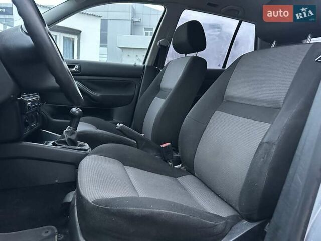 Серый Фольксваген Гольф, объемом двигателя 1.39 л и пробегом 189 тыс. км за 2999 $, фото 20 на Automoto.ua