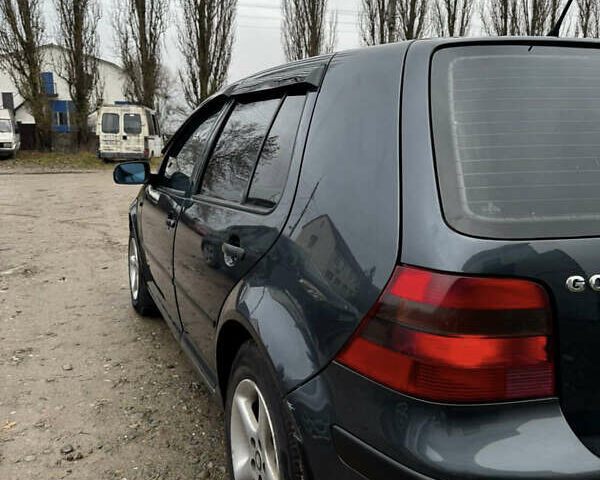 Серый Фольксваген Гольф, объемом двигателя 1.6 л и пробегом 258 тыс. км за 4000 $, фото 5 на Automoto.ua