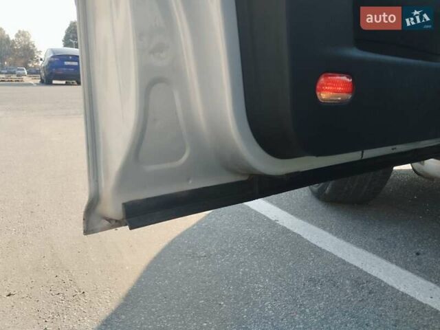 Серый Фольксваген Гольф, объемом двигателя 1.6 л и пробегом 224 тыс. км за 5000 $, фото 7 на Automoto.ua