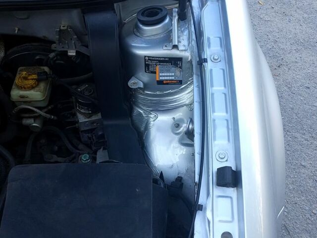 Серый Фольксваген Гольф, объемом двигателя 1.6 л и пробегом 230 тыс. км за 4499 $, фото 10 на Automoto.ua