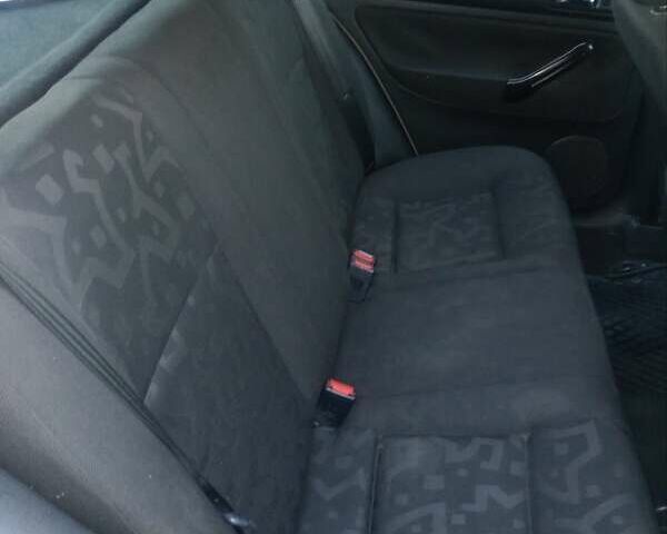 Серый Фольксваген Гольф, объемом двигателя 1.39 л и пробегом 253 тыс. км за 3700 $, фото 37 на Automoto.ua