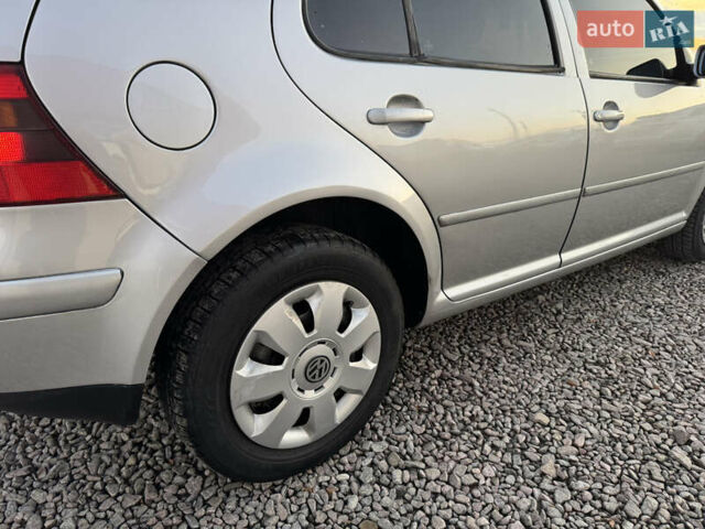 Серый Фольксваген Гольф, объемом двигателя 1.9 л и пробегом 317 тыс. км за 4200 $, фото 12 на Automoto.ua