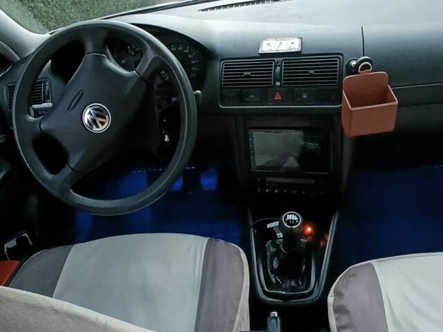 Сірий Фольксваген Гольф, об'ємом двигуна 1.4 л та пробігом 234 тис. км за 3500 $, фото 6 на Automoto.ua