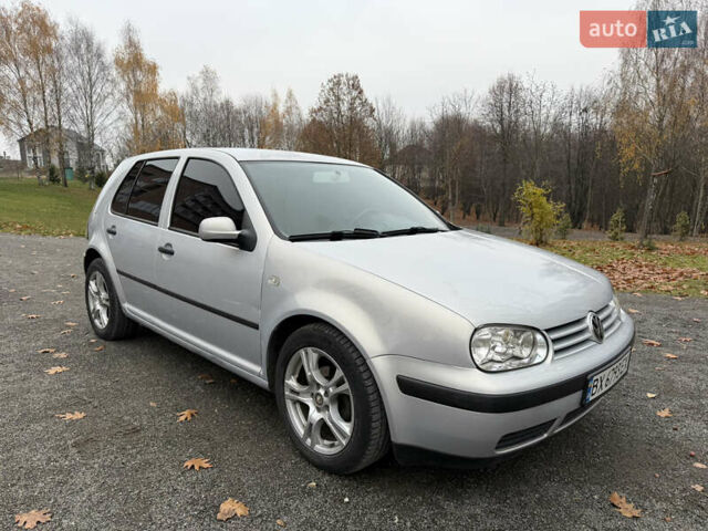Серый Фольксваген Гольф, объемом двигателя 1.6 л и пробегом 200 тыс. км за 3300 $, фото 2 на Automoto.ua