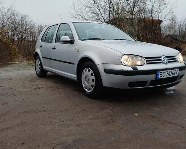 Серый Фольксваген Гольф, объемом двигателя 1.6 л и пробегом 238 тыс. км за 3850 $, фото 14 на Automoto.ua