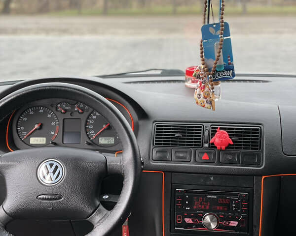 Сірий Фольксваген Гольф, об'ємом двигуна 1.6 л та пробігом 278 тис. км за 4100 $, фото 8 на Automoto.ua