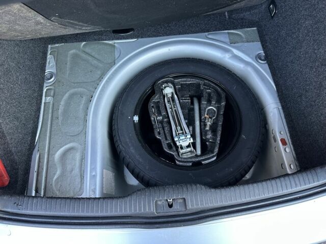 Серый Фольксваген Гольф, объемом двигателя 1.6 л и пробегом 154 тыс. км за 4699 $, фото 22 на Automoto.ua