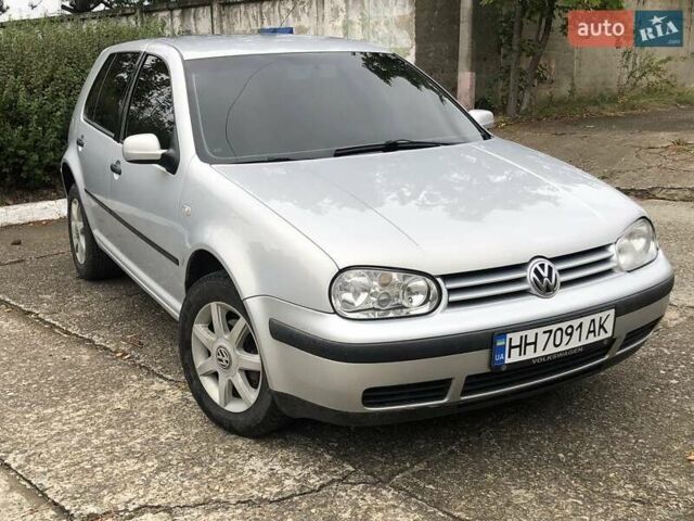 Серый Фольксваген Гольф, объемом двигателя 1.6 л и пробегом 277 тыс. км за 4850 $, фото 4 на Automoto.ua