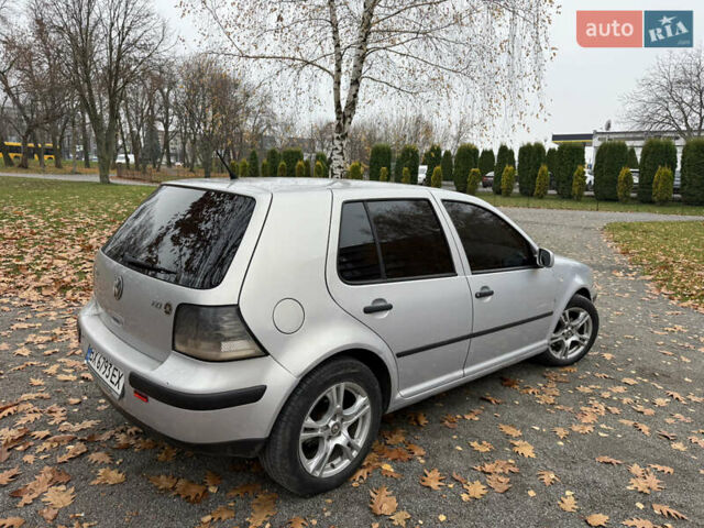 Серый Фольксваген Гольф, объемом двигателя 1.6 л и пробегом 200 тыс. км за 3300 $, фото 5 на Automoto.ua