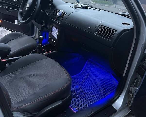 Серый Фольксваген Гольф, объемом двигателя 1.9 л и пробегом 414 тыс. км за 4200 $, фото 3 на Automoto.ua