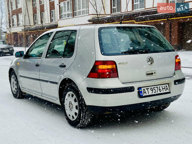 Серый Фольксваген Гольф, объемом двигателя 1.39 л и пробегом 211 тыс. км за 2750 $, фото 18 на Automoto.ua