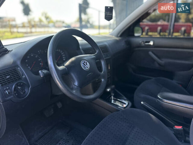 Сірий Фольксваген Гольф, об'ємом двигуна 1.98 л та пробігом 156 тис. км за 5000 $, фото 24 на Automoto.ua