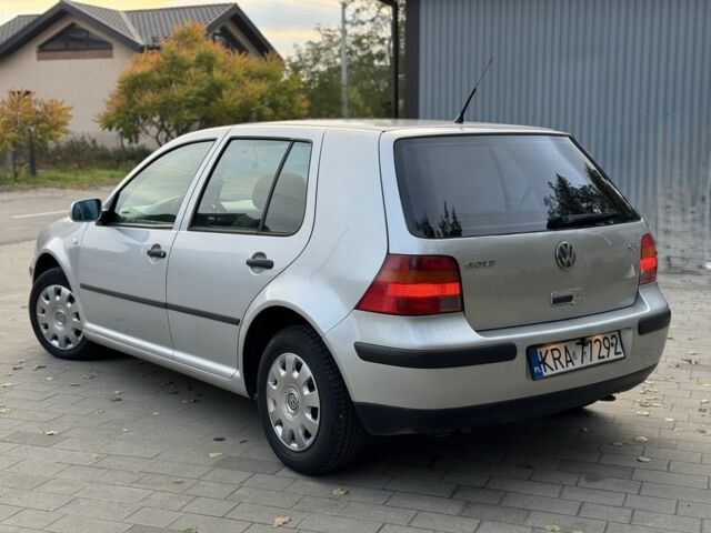 Серый Фольксваген Гольф, объемом двигателя 1.9 л и пробегом 286 тыс. км за 1850 $, фото 3 на Automoto.ua