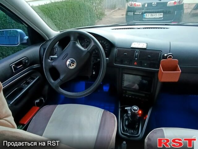 Серый Фольксваген Гольф, объемом двигателя 1.4 л и пробегом 232 тыс. км за 3300 $, фото 7 на Automoto.ua