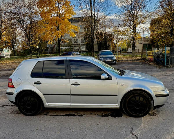 Сірий Фольксваген Гольф, об'ємом двигуна 1.6 л та пробігом 145 тис. км за 4000 $, фото 2 на Automoto.ua