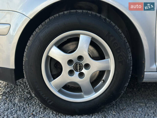 Сірий Фольксваген Гольф, об'ємом двигуна 1.98 л та пробігом 156 тис. км за 5000 $, фото 54 на Automoto.ua