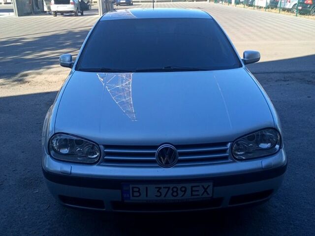 Серый Фольксваген Гольф, объемом двигателя 1.6 л и пробегом 230 тыс. км за 4499 $, фото 2 на Automoto.ua