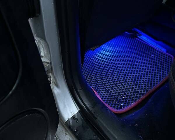 Серый Фольксваген Гольф, объемом двигателя 1.9 л и пробегом 414 тыс. км за 4200 $, фото 9 на Automoto.ua