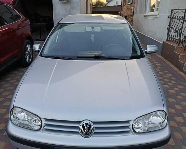 Серый Фольксваген Гольф, объемом двигателя 1.6 л и пробегом 220 тыс. км за 3650 $, фото 17 на Automoto.ua