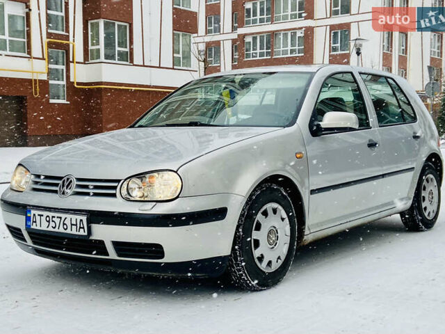 Серый Фольксваген Гольф, объемом двигателя 1.39 л и пробегом 211 тыс. км за 2750 $, фото 17 на Automoto.ua