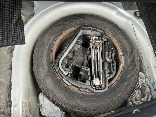 Серый Фольксваген Гольф, объемом двигателя 1.9 л и пробегом 306 тыс. км за 1750 $, фото 18 на Automoto.ua