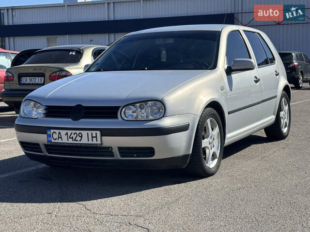 Сірий Фольксваген Гольф, об'ємом двигуна 1.39 л та пробігом 270 тис. км за 3650 $, фото 5 на Automoto.ua