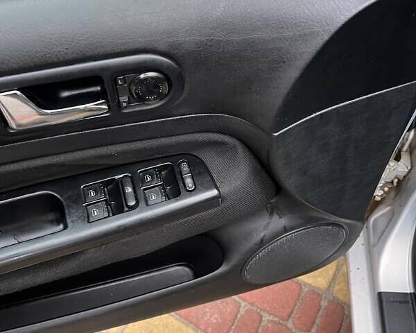 Сірий Фольксваген Гольф, об'ємом двигуна 0 л та пробігом 300 тис. км за 1900 $, фото 19 на Automoto.ua