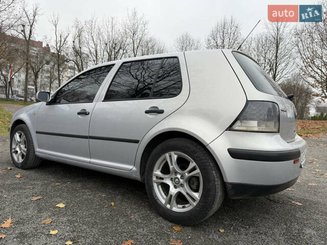 Серый Фольксваген Гольф, объемом двигателя 1.6 л и пробегом 200 тыс. км за 3300 $, фото 22 на Automoto.ua