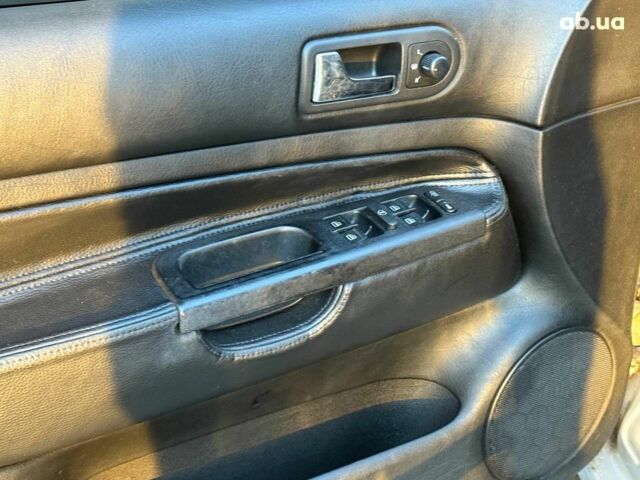 Серый Фольксваген Гольф, объемом двигателя 2 л и пробегом 271 тыс. км за 5290 $, фото 9 на Automoto.ua