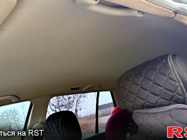 Серый Фольксваген Гольф, объемом двигателя 1.6 л и пробегом 318 тыс. км за 4900 $, фото 4 на Automoto.ua