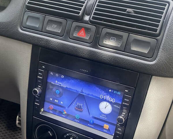 Фольксваген Гольф 2000 в Львове на Automoto.ua Серый Фольксваген Гольф, объемом двигателя 1.6 л и пробегом 50 тыс. км за 4100 $, фото 5 на Automoto.ua