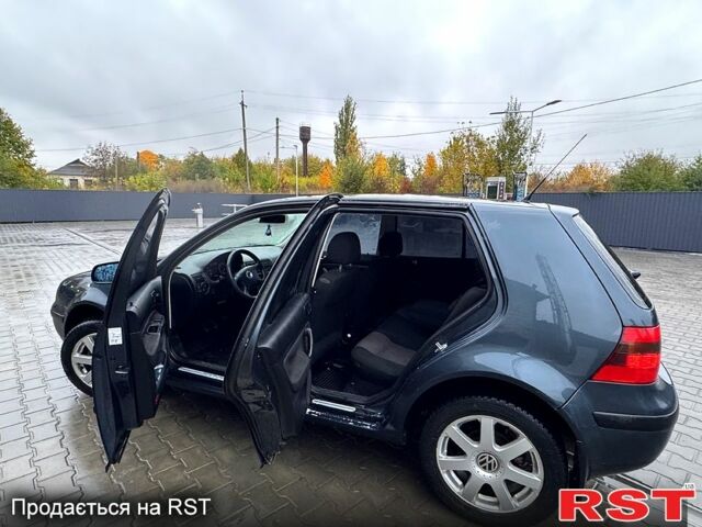 Фольксваген Гольф 2000 в Бару на Automoto.ua Серый Фольксваген Гольф, объемом двигателя 1.6 л и пробегом 167 тыс. км за 4500 $, фото 6 на Automoto.ua