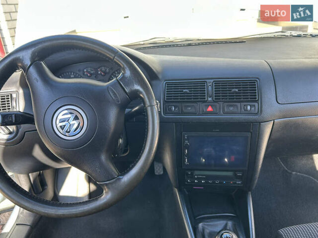 Сірий Фольксваген Гольф, об'ємом двигуна 1.9 л та пробігом 321 тис. км за 4300 $, фото 3 на Automoto.ua