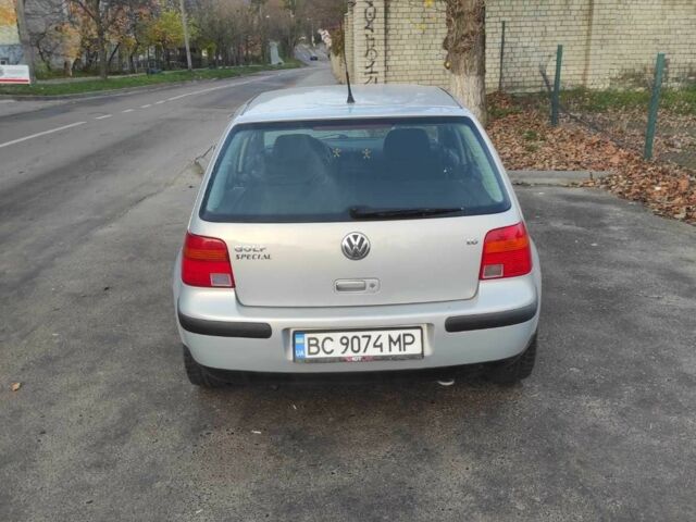 Серый Фольксваген Гольф, объемом двигателя 1.6 л и пробегом 290 тыс. км за 4200 $, фото 2 на Automoto.ua