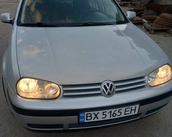 Серый Фольксваген Гольф, объемом двигателя 1.39 л и пробегом 253 тыс. км за 3700 $, фото 5 на Automoto.ua