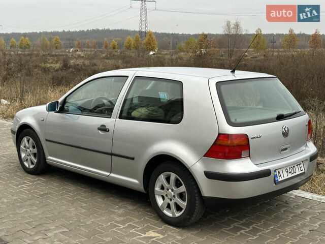 Серый Фольксваген Гольф, объемом двигателя 1.6 л и пробегом 213 тыс. км за 4500 $, фото 1 на Automoto.ua