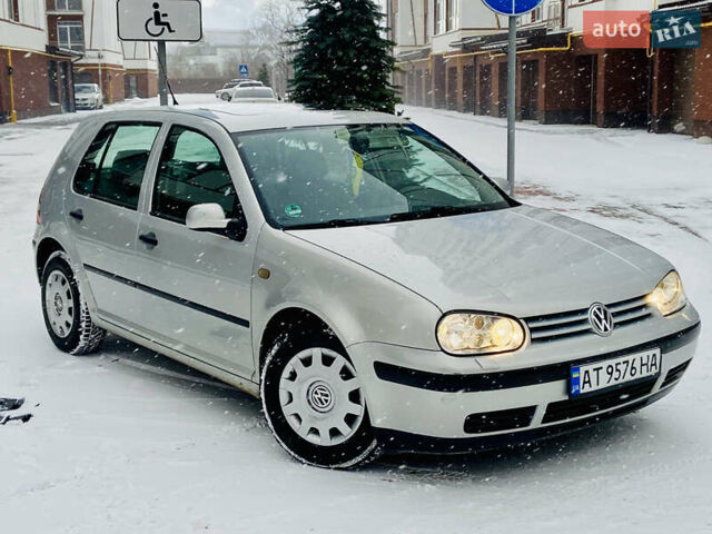 Серый Фольксваген Гольф, объемом двигателя 1.39 л и пробегом 211 тыс. км за 2750 $, фото 3 на Automoto.ua