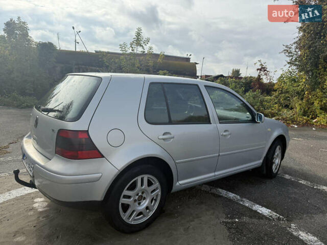 Серый Фольксваген Гольф, объемом двигателя 1.6 л и пробегом 251 тыс. км за 3900 $, фото 8 на Automoto.ua