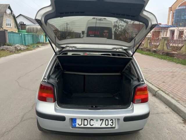 Серый Фольксваген Гольф, объемом двигателя 1.9 л и пробегом 306 тыс. км за 1750 $, фото 17 на Automoto.ua