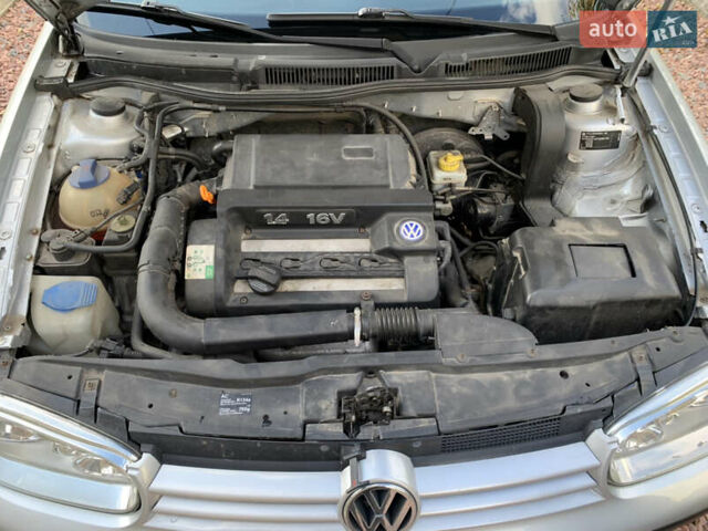 Фольксваген Гольф 2000 в Дрогобыче на Automoto.ua Серый Фольксваген Гольф, объемом двигателя 1.39 л и пробегом 230 тыс. км за 4450 $, фото 13 на Automoto.ua