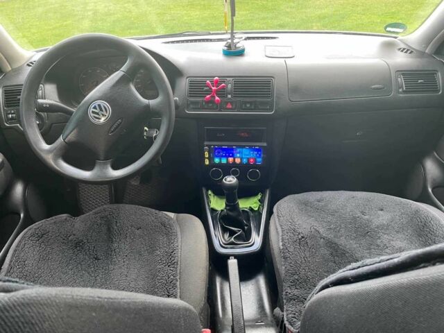 Серый Фольксваген Гольф, объемом двигателя 1.4 л и пробегом 303 тыс. км за 3500 $, фото 11 на Automoto.ua