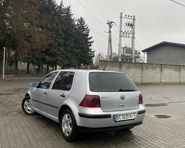 Серый Фольксваген Гольф, объемом двигателя 1.6 л и пробегом 240 тыс. км за 2599 $, фото 6 на Automoto.ua