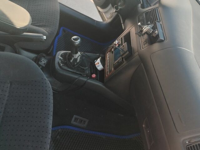 Серый Фольксваген Гольф, объемом двигателя 1.6 л и пробегом 227 тыс. км за 4500 $, фото 14 на Automoto.ua