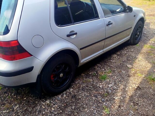 Сірий Фольксваген Гольф, об'ємом двигуна 1.9 л та пробігом 236 тис. км за 4950 $, фото 3 на Automoto.ua