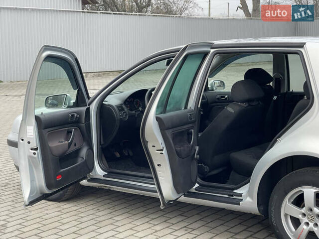 Сірий Фольксваген Гольф, об'ємом двигуна 1.39 л та пробігом 264 тис. км за 3999 $, фото 11 на Automoto.ua