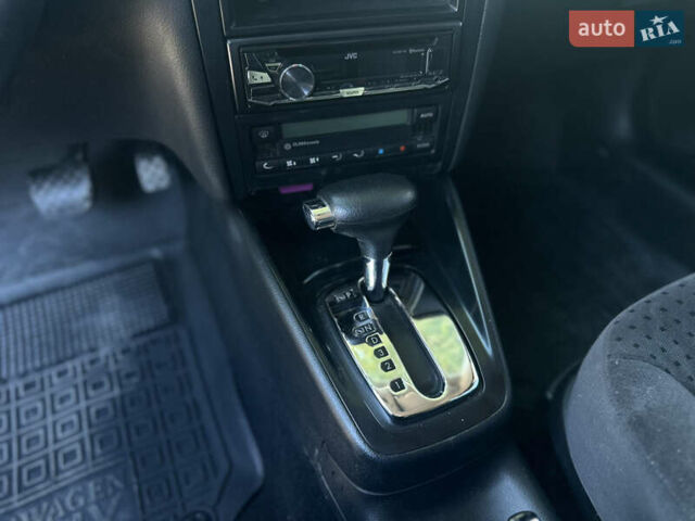 Сірий Фольксваген Гольф, об'ємом двигуна 1.98 л та пробігом 156 тис. км за 5000 $, фото 29 на Automoto.ua