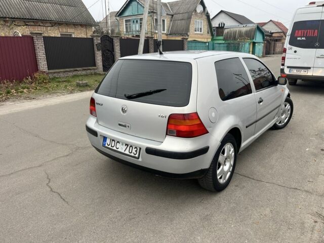 Серый Фольксваген Гольф, объемом двигателя 1.9 л и пробегом 306 тыс. км за 1750 $, фото 4 на Automoto.ua