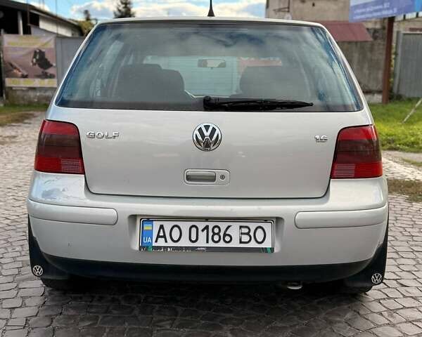 Серый Фольксваген Гольф, объемом двигателя 1.6 л и пробегом 311 тыс. км за 4300 $, фото 4 на Automoto.ua