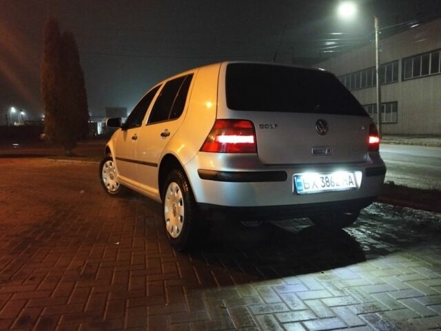 Сірий Фольксваген Гольф, об'ємом двигуна 1.6 л та пробігом 332 тис. км за 4200 $, фото 7 на Automoto.ua